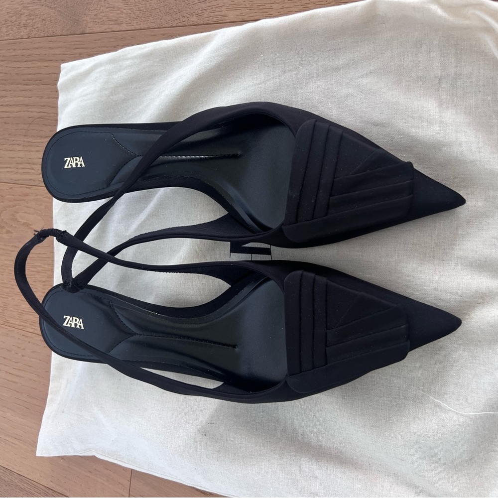 Zara Black Pointed Slingback Heels with Pleated Detail